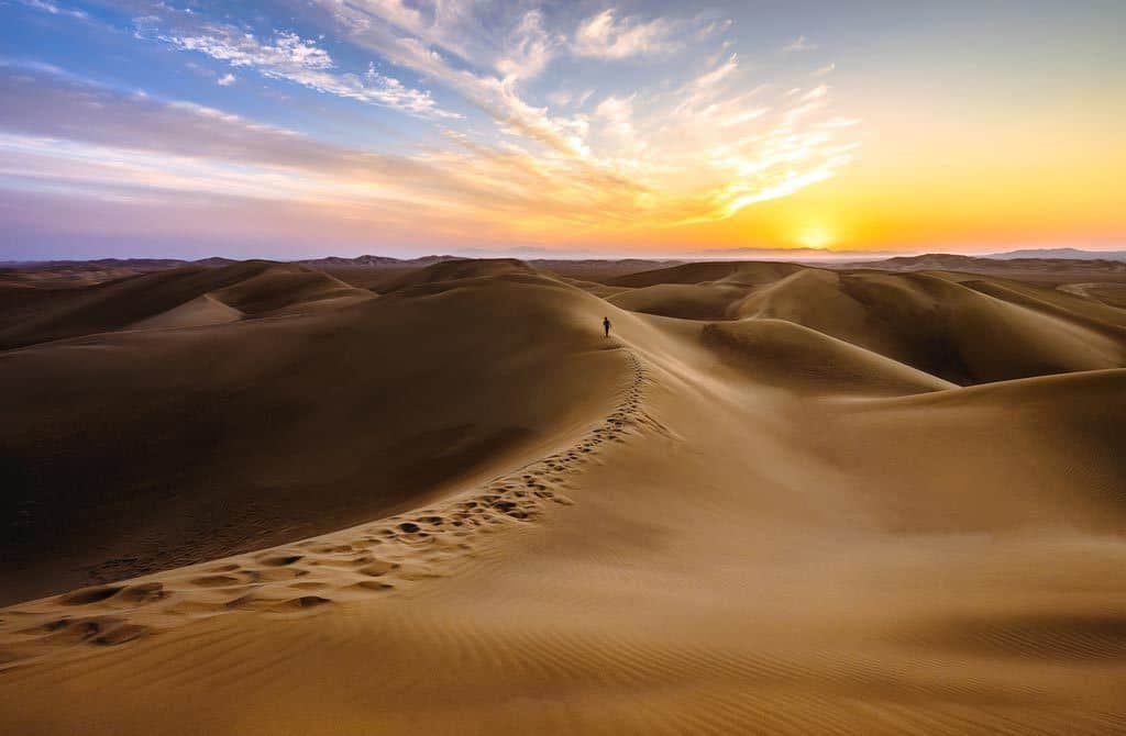 Composition Varzaneh Desert