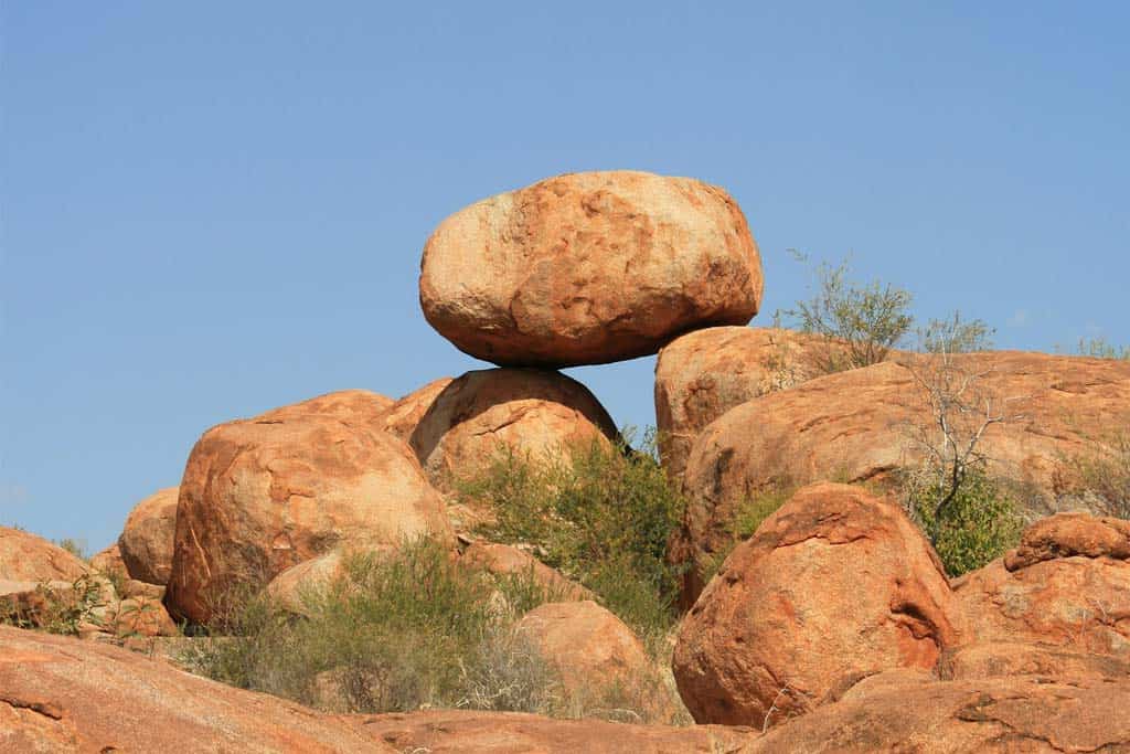 The Unique Rock Formations Of Karlu Karlu Devils Marbles